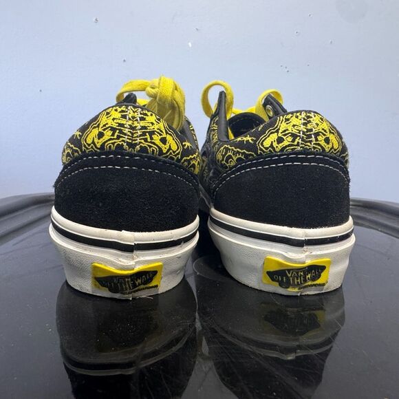 VANS SKATE OLD SKOOL (SPONGEBOB) Kids Size 3.5 Youth - Picture 2 of 4